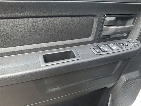 Used 2023 RAM 3500 Tradesman w/ Chrome Appearance Group image 12