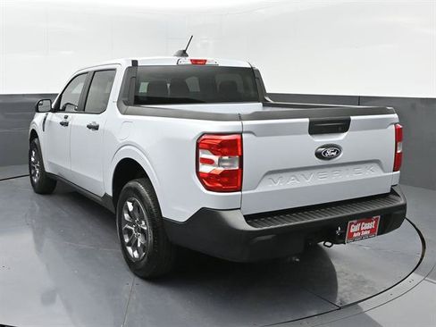 Used 2025 Ford Maverick XLT w/ XLT Luxury Package FWD image 4