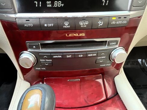 Used 2011 Lexus LS 460 w/ Comfort Pkg RWD image 16