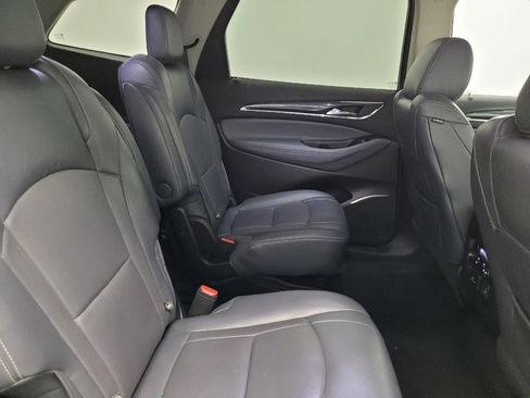 Used 2018 Buick Enclave Premium image 19