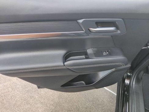 Used 2026 GMC Terrain Elevation w/ Black Edition image 34