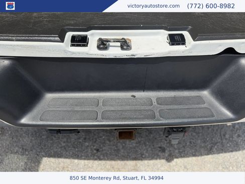 Used 2018 Chevrolet Express 3500 LT w/ LT Preferred Equipment Group RWD image 43