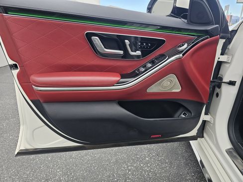 Certified 2023 Mercedes-Benz S 580 4MATIC Sedan w/ AMG Line image 11