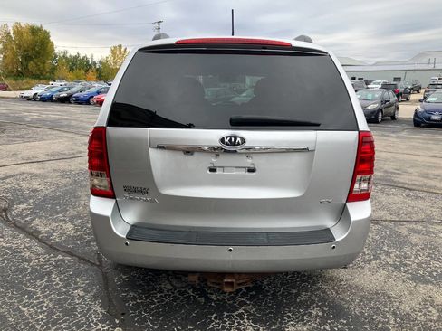Used 2012 Kia Sedona EX image 4
