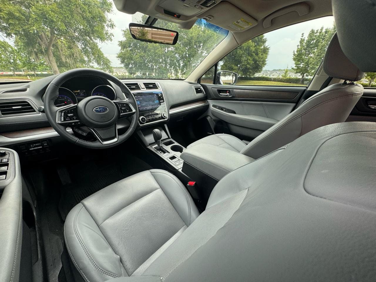 Used 2019 Subaru Outback 2.5i Limited AWD/4WD image 18