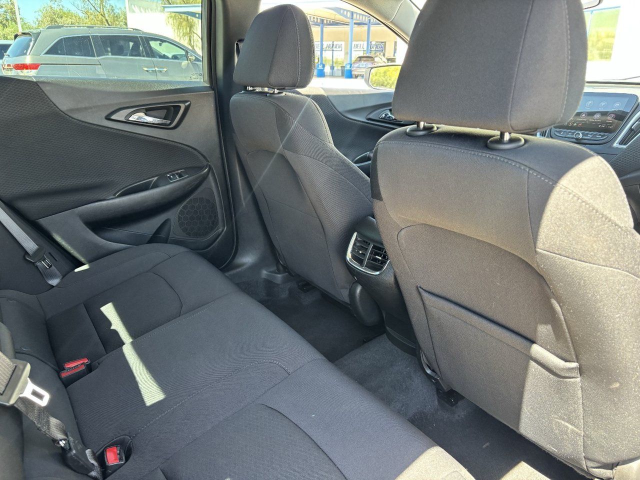 Used 2023 Chevrolet Malibu LT FWD image 11