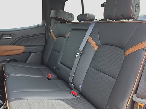 New 2026 GMC Canyon AT4 w/ Technology Plus Package AWD/4WD image 12