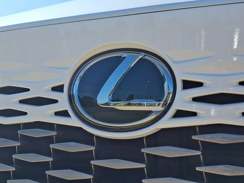 Certified 2025 Lexus RX 350h AWD/4WD image 30