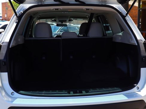 Used 2022 Subaru Forester AWD/4WD image 24