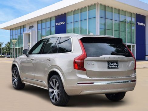 Used 2025 Volvo XC90 T8 Plus w/ Protection Package Premier image 4