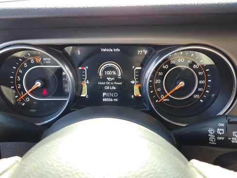 Used 2018 Jeep Wrangler Unlimited Sport S image 27