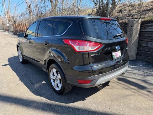 Used 2015 Ford Escape SE image 7