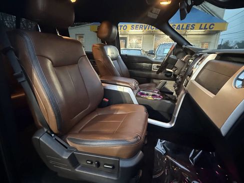 Used 2014 Ford F150 Platinum image 18