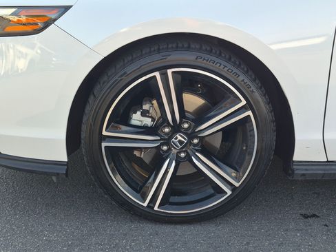 Used 2023 Honda Accord Sport image 13