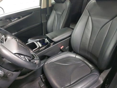 Used 2022 Lincoln Nautilus Reserve image 15