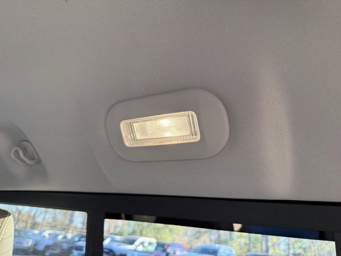 Used 2015 RAM 1500 Laramie w/ Convenience Group image 33