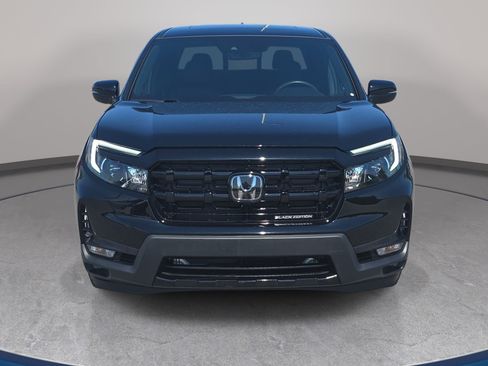 Certified 2025 Honda Ridgeline Black Edition image 2