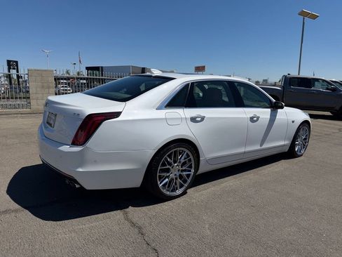 Used 2017 Cadillac CT6 Luxury AWD/4WD image 6