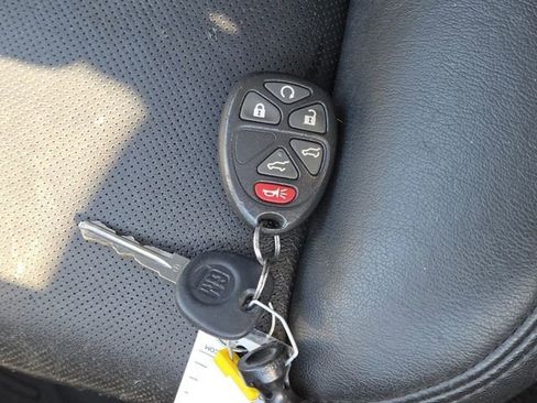 Used 2014 GMC Yukon Denali image 38