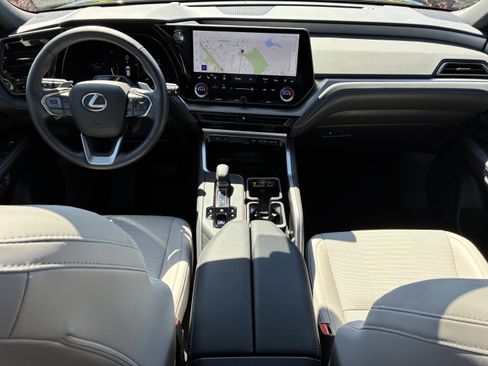 Used 2025 Lexus TX 350 AWD w/ Technology Package image 18