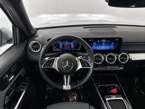 Used 2026 Mercedes-Benz GLB 250 image 21