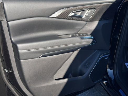 New 2026 Chevrolet Traverse High Country image 9