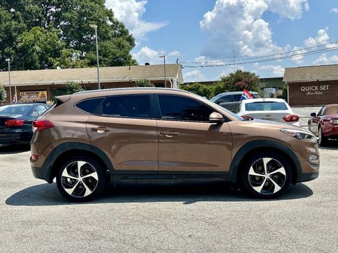 Used 2016 Hyundai Tucson Sport FWD image 8
