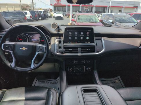 Used 2021 Chevrolet Tahoe Premier w/ Premium Package AWD/4WD image 12