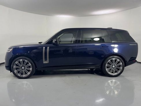 Used 2023 Land Rover Range Rover Long Wheelbase Autobiography AWD/4WD image 10