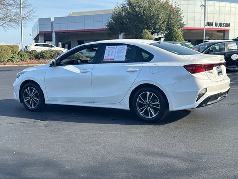 Used 2023 Kia Forte LXS image 10