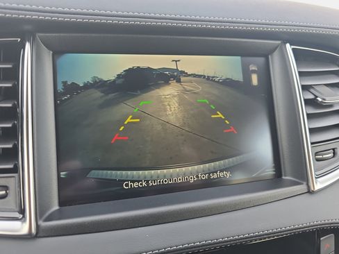 Certified 2025 INFINITI QX50 Luxe image 23