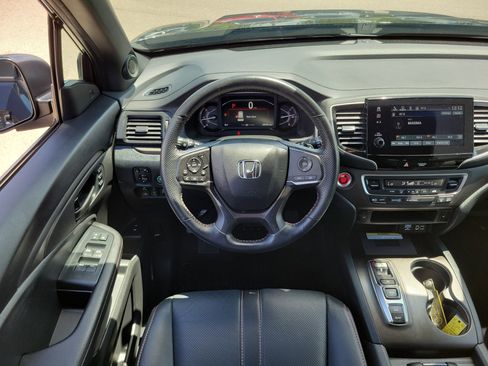 Certified 2023 Honda Passport TrailSport image 17