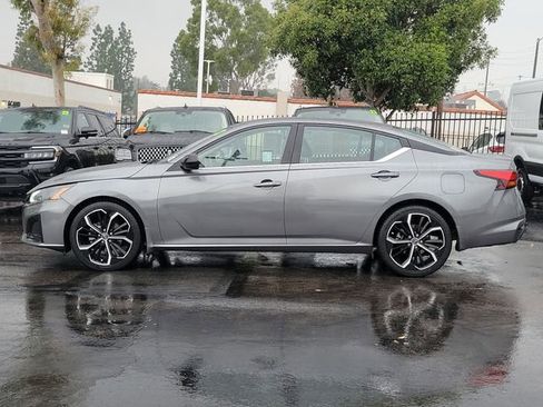 Used 2023 Nissan Altima 2.5 SR image 27