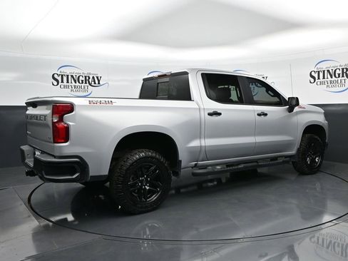 Used 2020 Chevrolet Silverado 1500 LT Trail Boss image 7