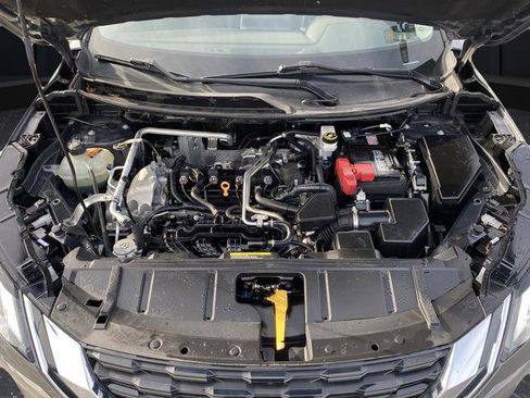 Used 2021 Nissan Rogue SV image 40