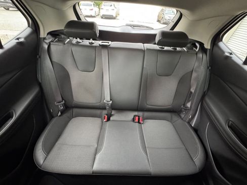 Used 2025 Buick Encore GX Preferred FWD image 38