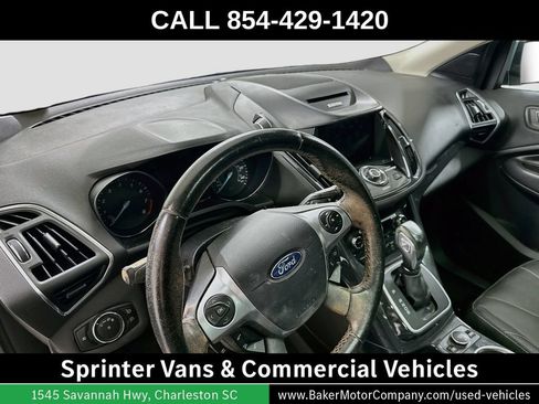 Used 2013 Ford Escape Titanium w/ Parking Technology Pkg FWD image 4
