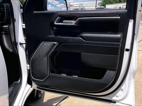 Used 2025 GMC Sierra 1500 SLT RWD image 46