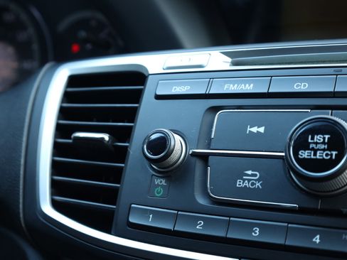 Used 2013 Honda Accord LX image 29