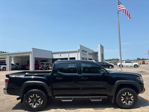 Used 2023 Toyota Tacoma TRD Off-Road AWD/4WD image 6