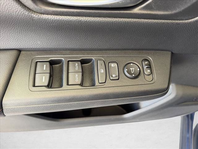Used 2025 Honda CR-V Sport image 15