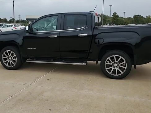 Used 2019 GMC Canyon Denali image 6