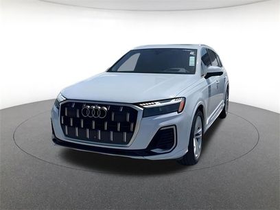 New 2025 Audi Q7 3.0T Prestige