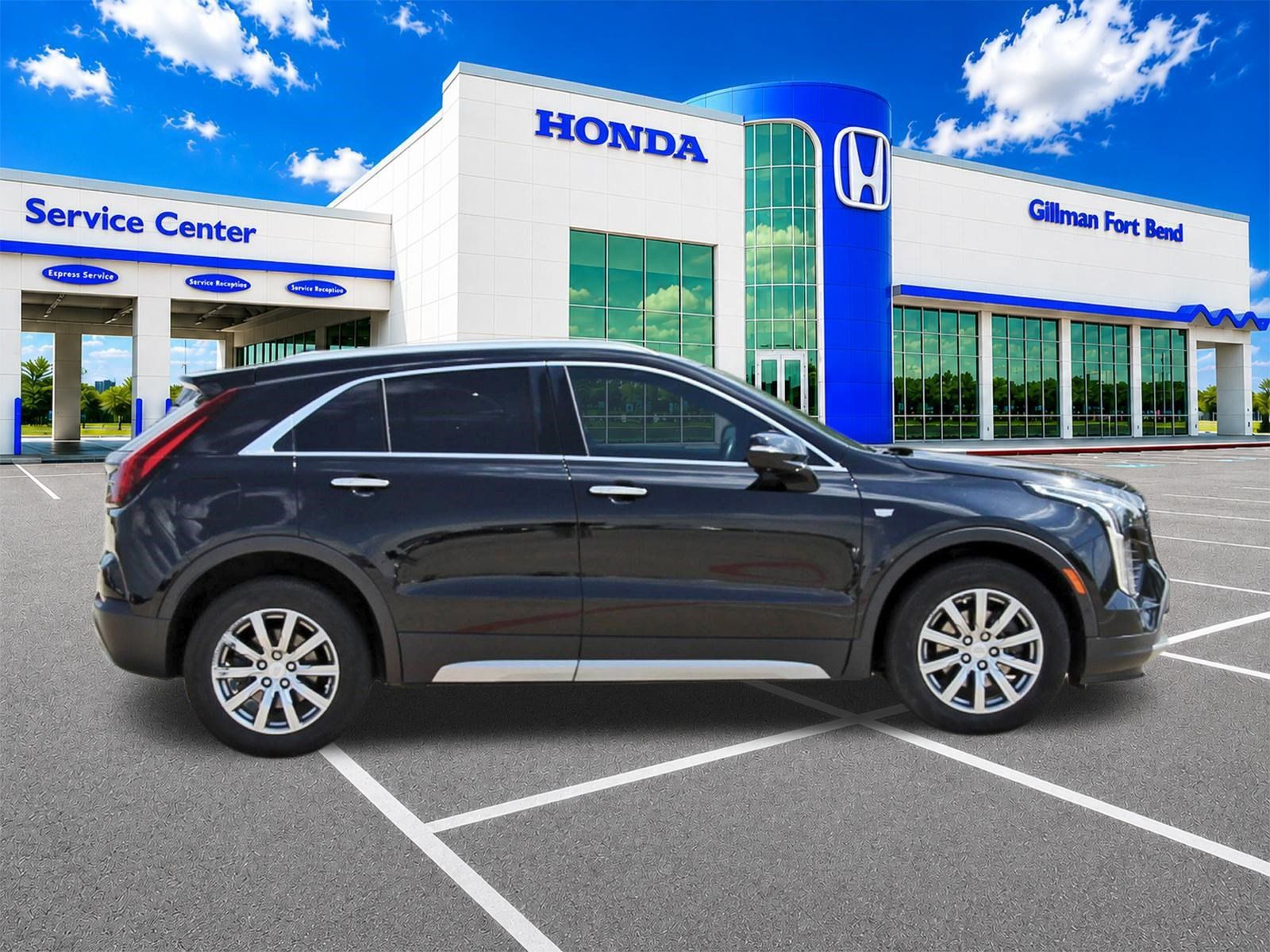 Used 2022 Cadillac XT4 Premium Luxury w/ Enhanced Visibility Package FWD image 8