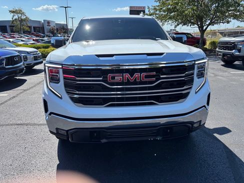 Used 2026 GMC Sierra 1500 SLT w/ SLT Premium Package AWD/4WD image 9