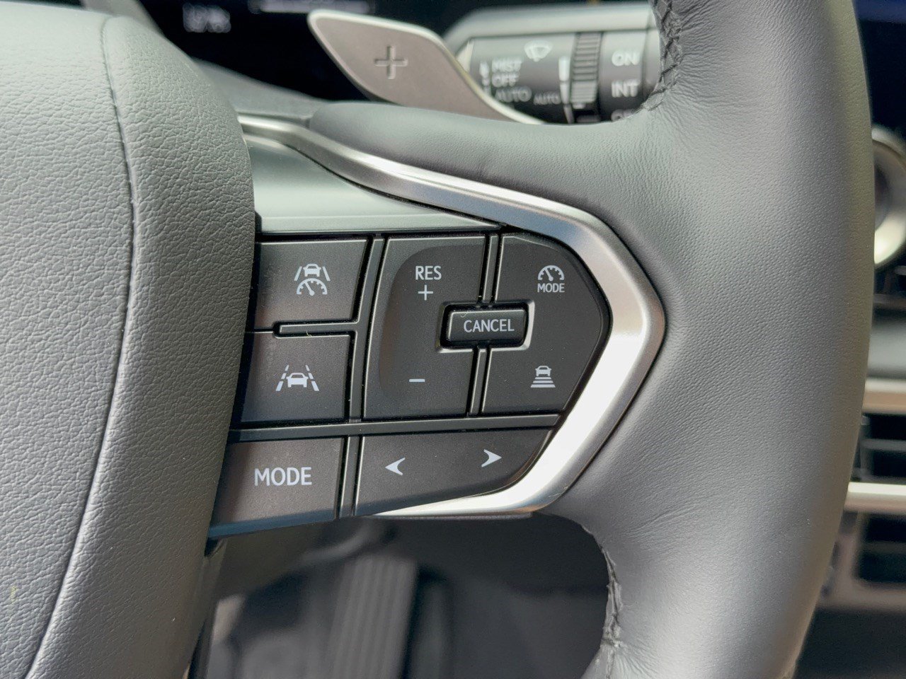 Used 2025 Lexus RX 350 Premium w/ Convenience Package AWD/4WD image 19