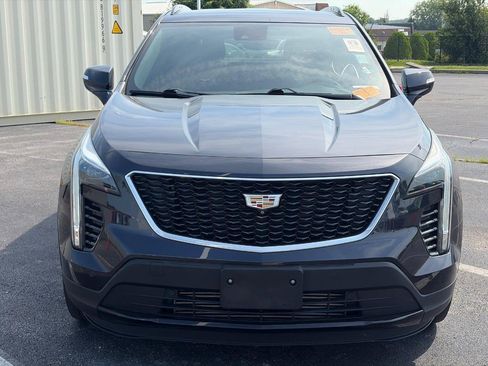Used 2022 Cadillac XT4 Sport w/ Comfort Package AWD/4WD image 2