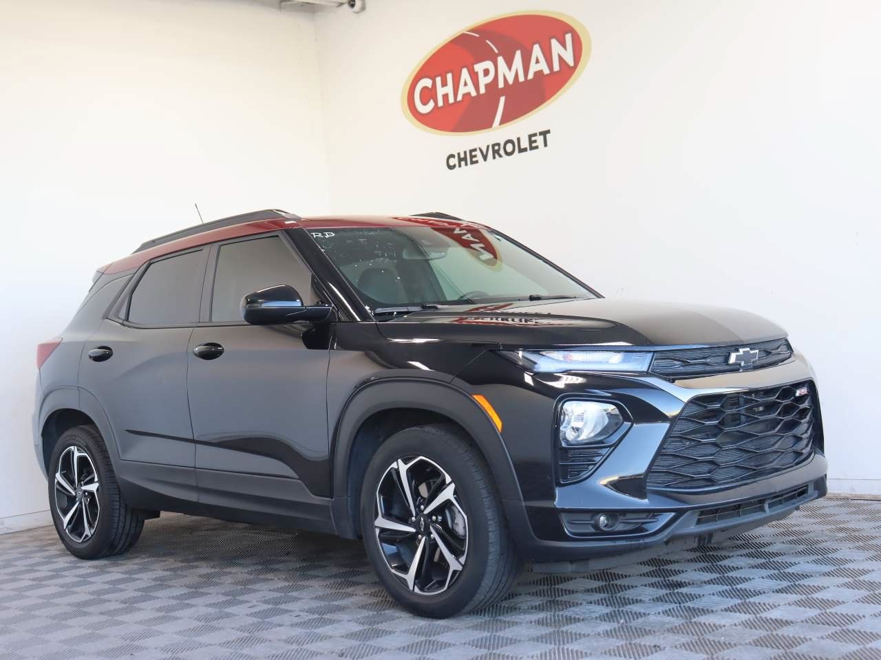 Used 2021 Chevrolet TrailBlazer RS w/ Technology Package FWD image 1
