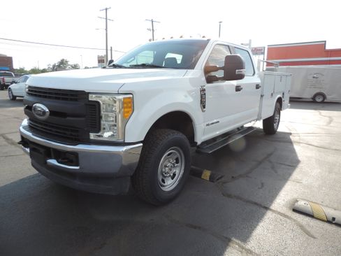 Used 2017 Ford F350 XL w/ Power Equipment Group image 1