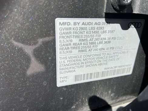 Used 2025 Audi Q7 2.0T Premium w/ Convenience Package AWD/4WD image 29
